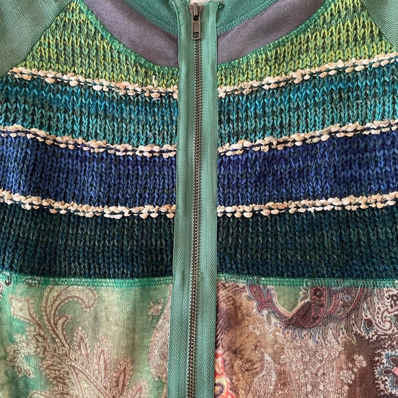 🛍 Beautiful and unique mesh and whool sweater size S. - Picture 5 of 5